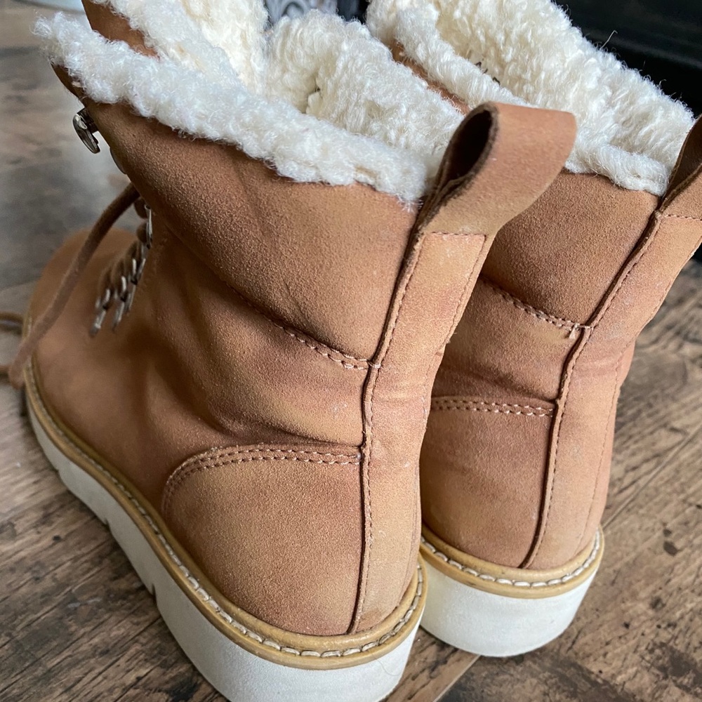ALDO HIKING/WINTER BOOT
